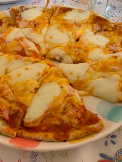 Una foto de Pizza by Mateo