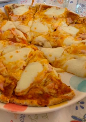 Una foto de Pizza by Mateo