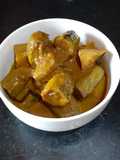 নিরামিষ আলু পটলের ডালনা (Niramish Alu Potoler Dalna recipe in Bengali)
