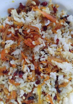 عکسی از دستور زرشک پلو با خلال هویج🥕