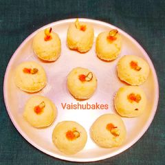 A picture of Paneer Laddu / Cottage cheese Laddu.