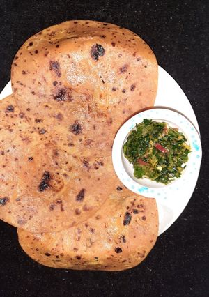 મસાલા થેપલા (Masala Thepla Recipe In Gujarati) રેસીપી મુખ્ય ફોટો