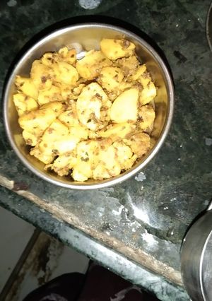 सूखे आलू की सब्जी रेसिपी मुख्य फोटो