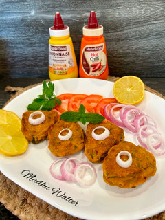 बेसन,मछली फ्राई (Besan, Machhlee fry) रेसिपी मुख्य फोटो