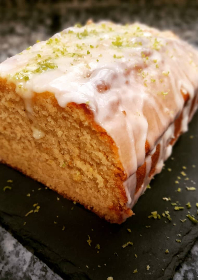 Una foto de Plumcake de cardamomo y limón