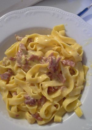 Foto di Fettuccine alla papalina