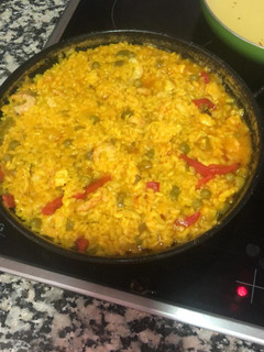 Una foto de Paella