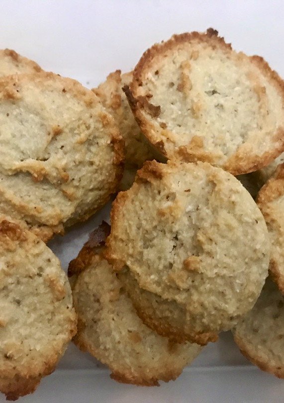 Una foto de Coquitos veganos c forma de cupcake