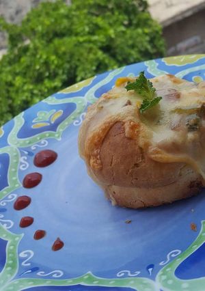 A picture of Cheesy bun.