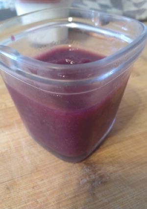 Une photo de Compote banane myrtille