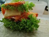 Морквяний рулет з шинкою та сиром