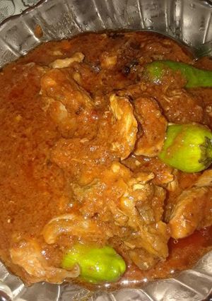 A picture of Chicken Gravy Karahi.