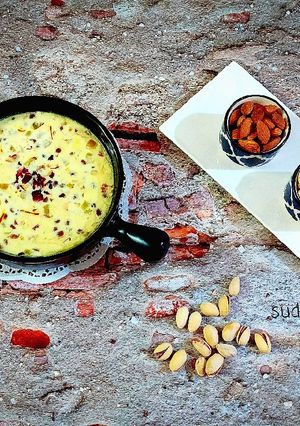 A picture of Sheer Khurma.