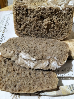 Foto principal de Pan integral con copos de avena y sésamo en panificadora