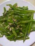 Stir-Fried Green Beans with Garlic - Clean Out the Fridge Recipe