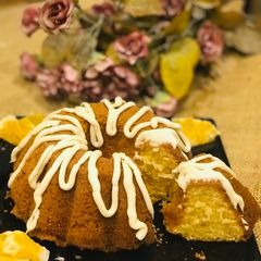 A picture of Chocolate Orange Tea Cake.