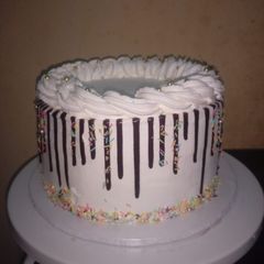 Simple Vanilla cake A picture of Simple Vanilla cake.