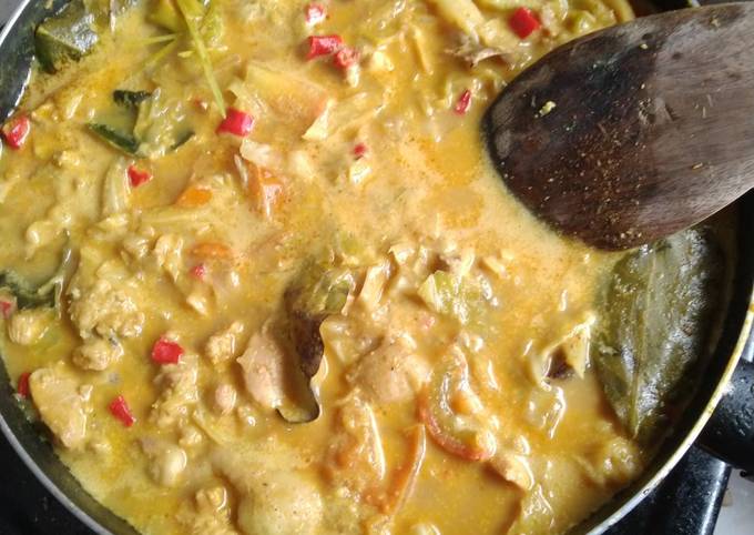 Wajib coba! Bagaimana cara membuat Gulai ayam ala tongseng yang nagih banget