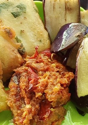 Foto resep Lalapan terong lauk tempe tepung
