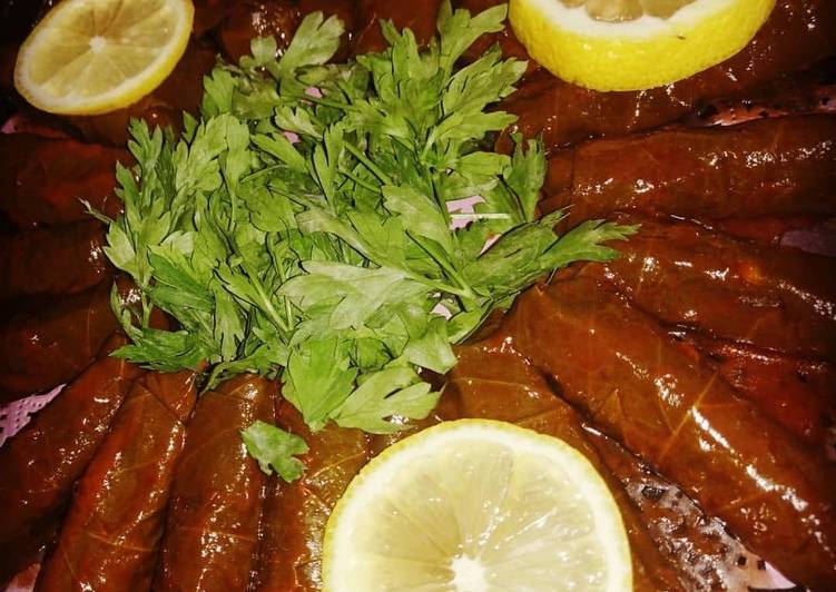 ورق عنب حامض