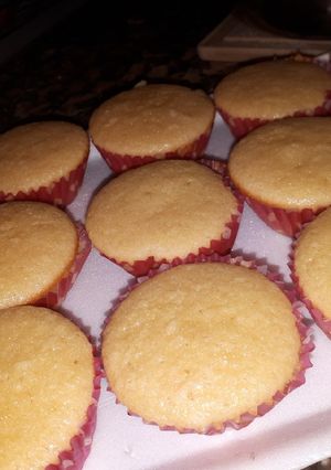 Una foto de Cupcake de coco 🥥 y vainilla 🤩