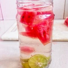 A picture of Watermelon Lime Water.