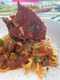 Linguine con Granchio sfumato al Cognac, Pomodorini Freschi e Noci