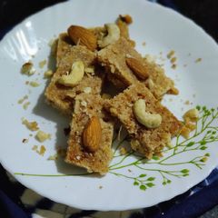 A picture of Coconut burfi.