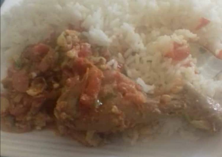 Rice with chicken stew