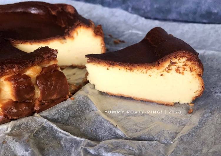Cara Gampang Membuat Basque Burnt Cheesecake, Enak Banget