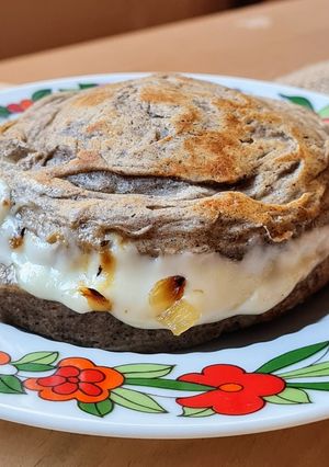 Una foto de Pancito de harina de trigo sarraceno, rápido y saciante, sin gluten, para rellenar como prefieras 🥪