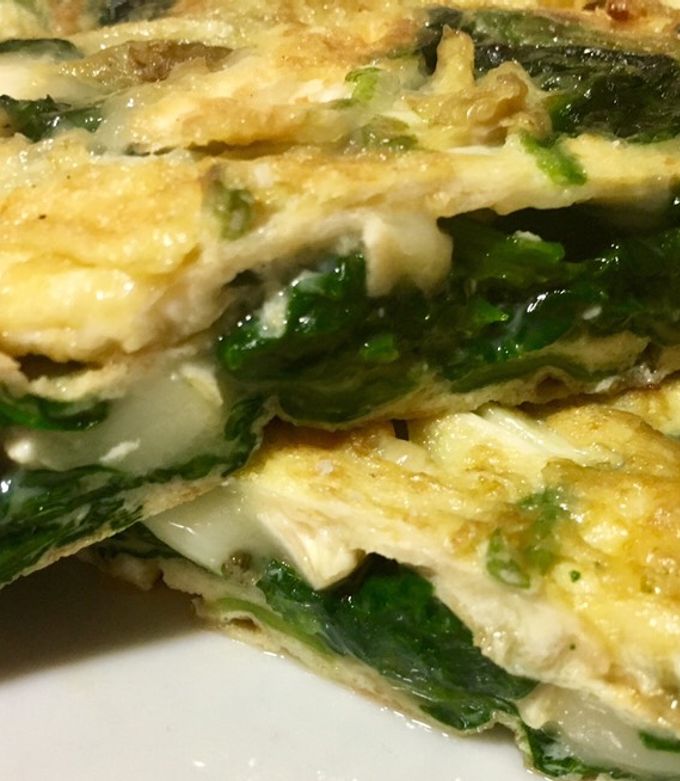 Foto principal de Tortilla de espinacas y queso de cabra