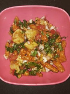 आलू कुरकुरे चाट (Aloo kurkure chaat recipe in hindi) रेसिपी मुख्य फोटो