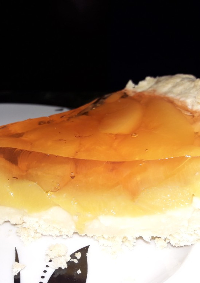 Una foto de Tarta de Durazno con Crema pastelera y Gelatina