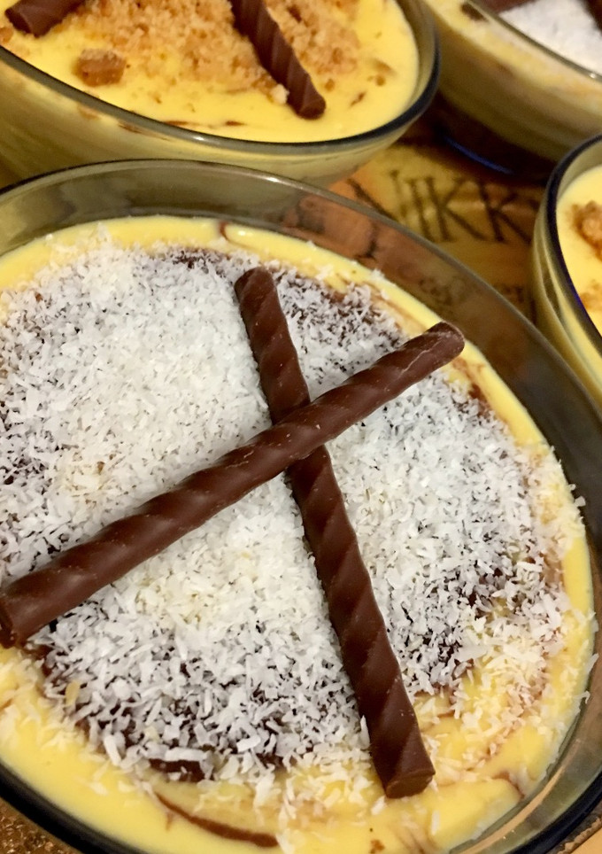 Una foto de Natillas de vainilla y chocolate