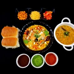A picture of Pav Ragda.