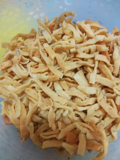 Foto resep Keripik bawang tusuk gigi mentega