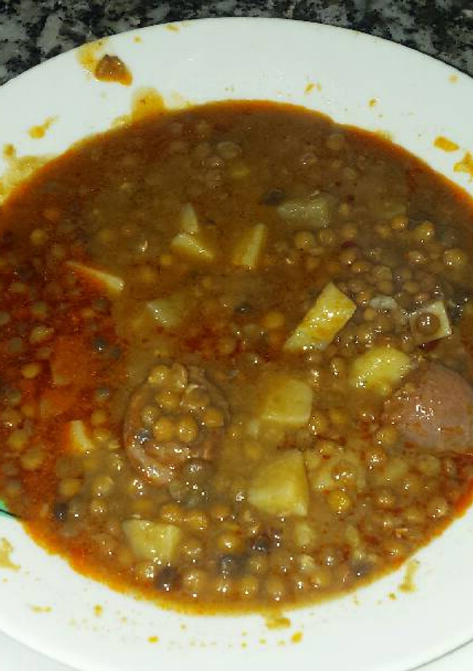Una foto de Lentejas con chorizo en olla GM D 