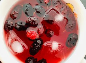 Hình của món Nước siro dâu tằm và mứt dâu tằm.