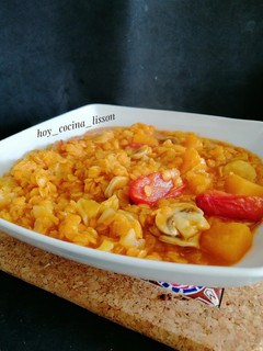 Una foto de Lentejas rojas con verduras