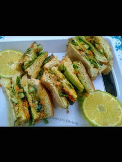 A picture of Sardine sandwich.