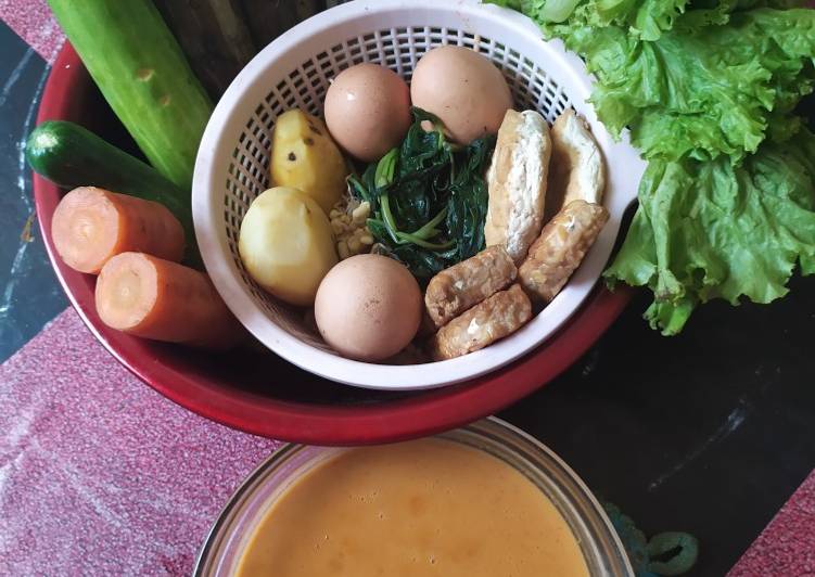 Resep Gado-Gado Komplit yang Enak Banget