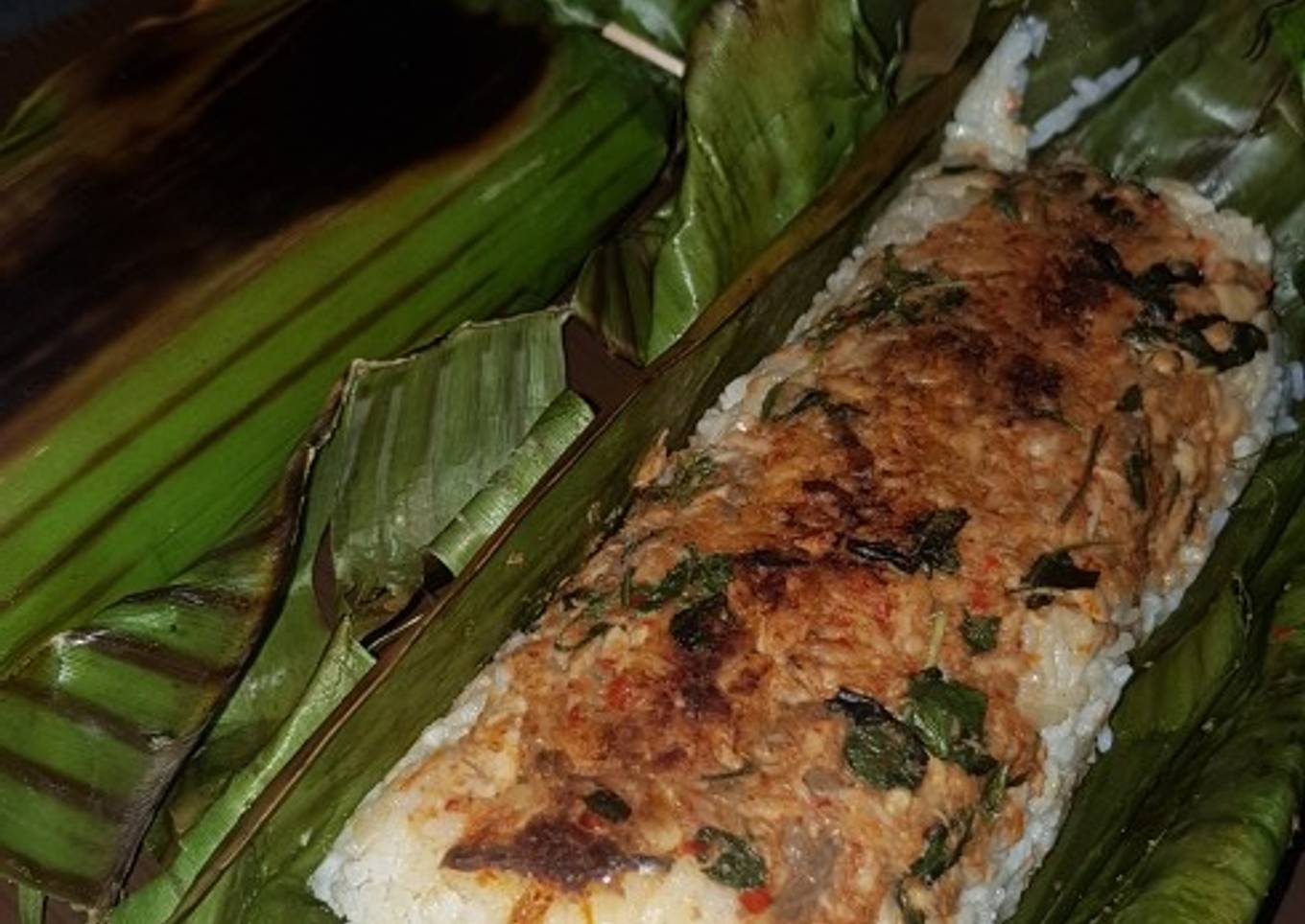Nasi Bakar Ikan tongkol pedas