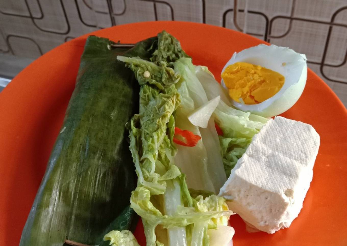 Serba kukus untuk diet(Telur bebek,Sawi putih,Tahu putih,Pepes tahu)