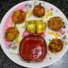 Cheesy Corn Potato balls A picture of Cheesy Corn Potato balls.
