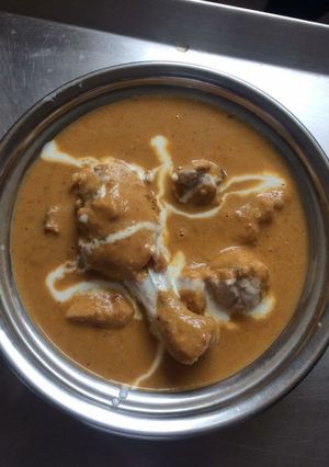 A picture of Butter chicken.
