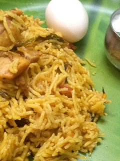 சிக்கன் பிரியாணி (Chicken biryani recipe in tamil) செய்முறை முக்கிய புகைப்படம்