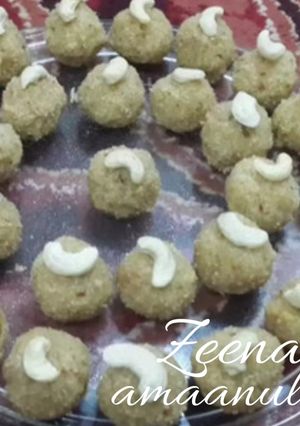 A picture of Suji or Semolina Laddoos.