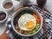 Gambar bibimbab tanpa gochujang