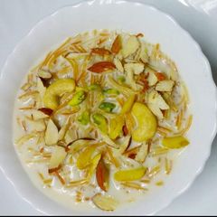 A picture of Roasted Vermicilli Kheer.